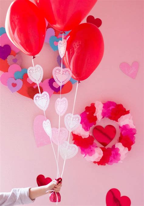 Heart Doily Valentine Balloons Craft - Design Improvised