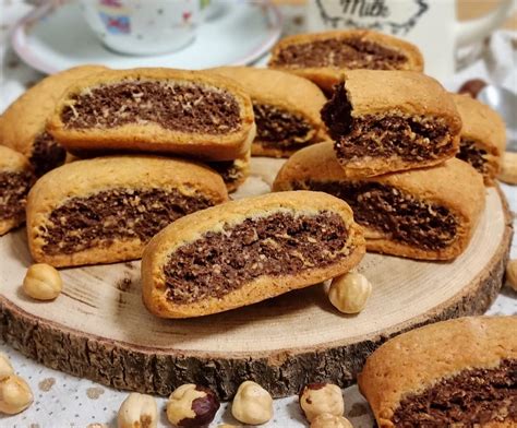 Biscotti Biscottoni Nocciole E Nutella Dolce Ripieno Goloso Cucinare