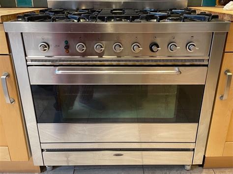 Britannia Cm Dual Fuel Stainless Steel Single Oven Range Cooker In