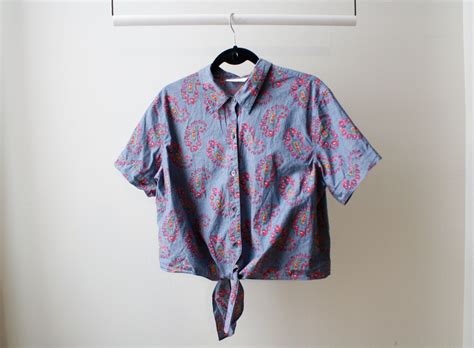 Plus Size Crop Top Tie Up Chambray Button Up All Over Paisley Print Cotton Shirt Liz Caliborne