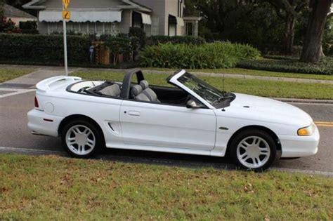 1996 Ford Mustang Gt 2dr Convertible 36996 Miles White Convertible 4