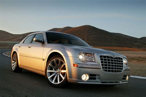 CHRYSLER 300C SRT8 Specs, Performance & Photos - 2005, 2006, 2007, 2008 ...