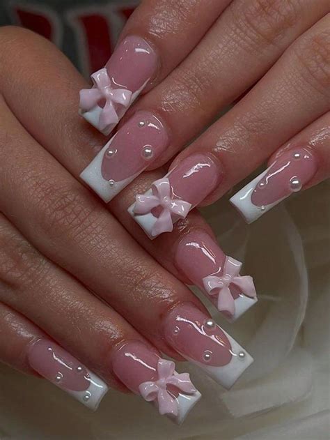 23 Fresh Butterfly Nail Designs Youll Adore Classy And Minimal In