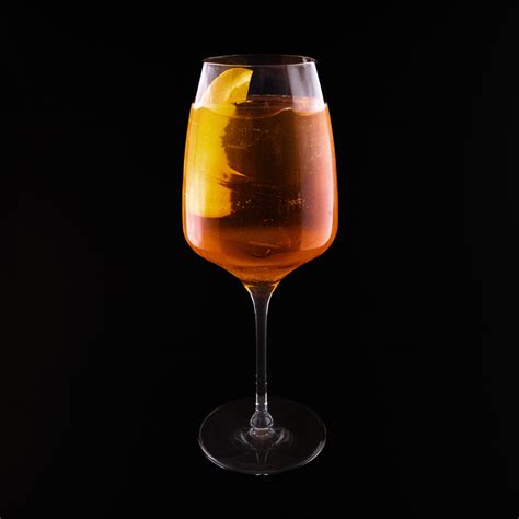 Aperitifer, bitterlikörer & amaro - Recept på drinkar - Drinkoteket