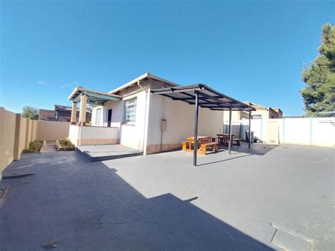 Bedroom House For Sale In Krugersdorp Central Von Brandis