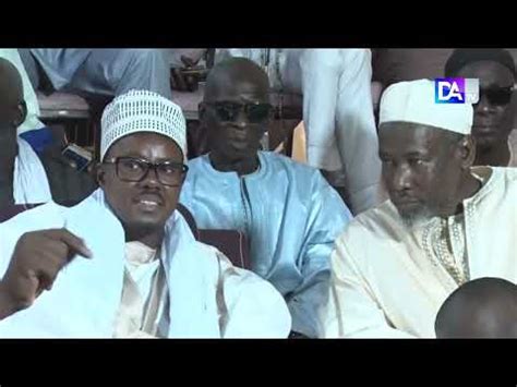 Keur Serigne Touba à Pikine Serigne Bassirou Abdou Khadr pose la