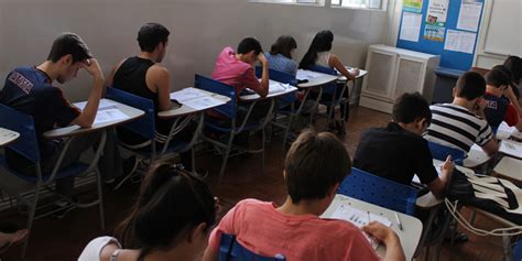 Enem Institucional Auxilia Os Alunos Direcionamento Dos Estudos