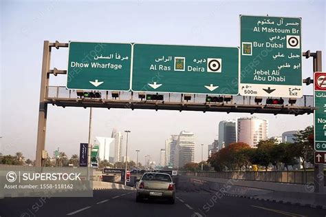 United Arabic Emirates Dubai Runabout Track Traffic Traffic Signs