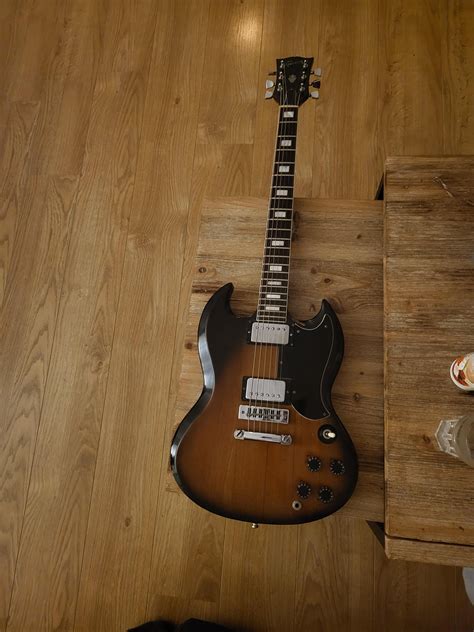 Locking Tuners On A Gibson Sg Tobacco Burst From 1975 R Gibson