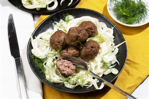 Lamb Meatballs With Fennel Slaw Recette Magazine