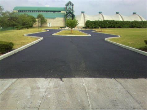 An Asphalt Parking Lot The Pros And Cons Testa Asphalt Paving Frederick Md