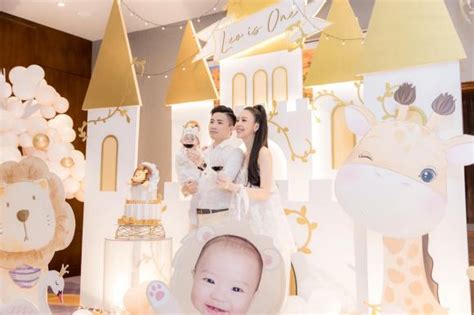 Hot girl Vũ Ngọc Châm tổ chức tiệc baby shower sang trọng và hoành tráng giấu phong thái cực