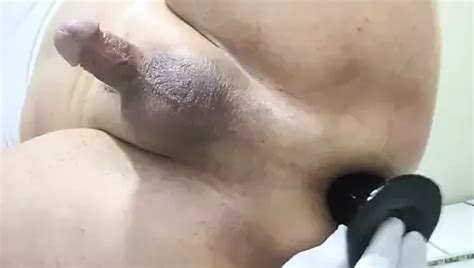 Transe Mit Kleinen Mikropenis Und Riesigem Dildo XHamster