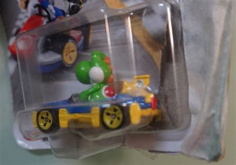 Mario Kart Yoshi Hotwheels Diecast Nintendo Super Mario Mario Bros Hot Wheels Switch 興趣及