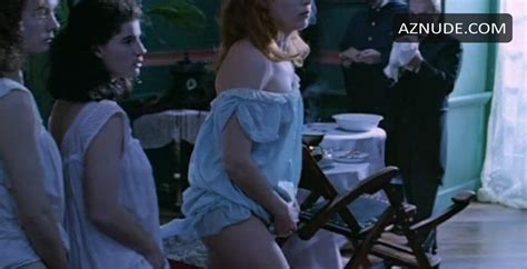 Jennifer Ward Lealand Nude Aznude