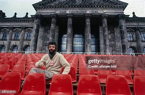 622 André Heller Photos & High Res Pictures - Getty Images