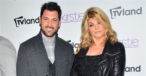 Dwts Maksim Chmerkovskiy Reacts To Kirstie Alleys Death After Feud