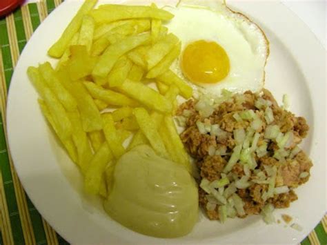 Fast Food No Fatias Batata Frita Ovo Estrelado E Atum Receita