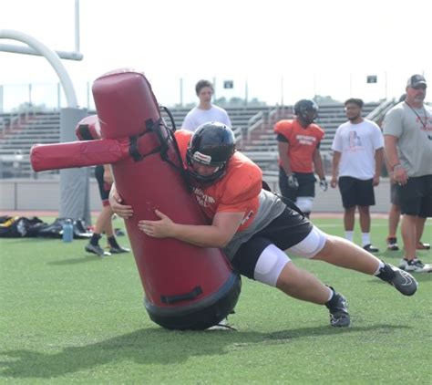 Northampton Football| PHOTOS – The Morning Call 