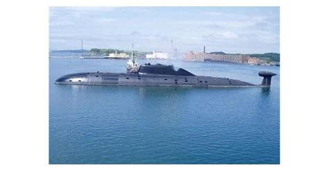 Русия пуска във вода трета атомна подводница от най-модерен клас
