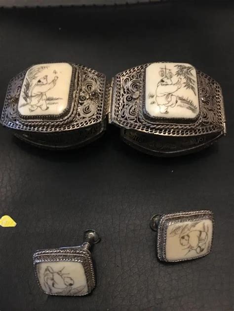 help me find what type of jewerly these are : r/HelpMeFind