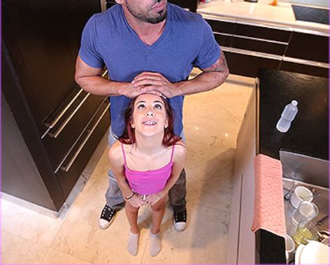 What S The Name Of This Porn Actor Sally Squirt Vannessa Phoenix 263559 NameThatPorn