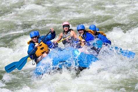 White Water Rafting Around Gatlinburg Tennessee