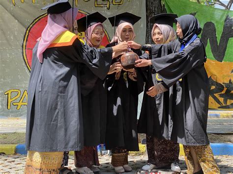 Periode Agustus 2022 Departemen Antropologi Kembali Mewisuda 9