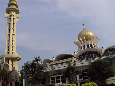 Atuk Masjid Negeri Pulau Pinang