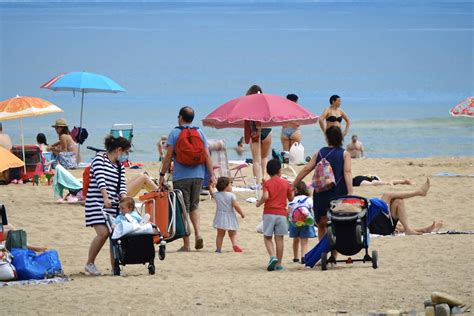 Fotos As Es La Nueva Normalidad En Las Playas Asturianas El