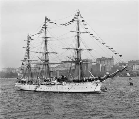 Margaret Muir : Presidente Sarmiento – Argentina’s remarkable museum ship