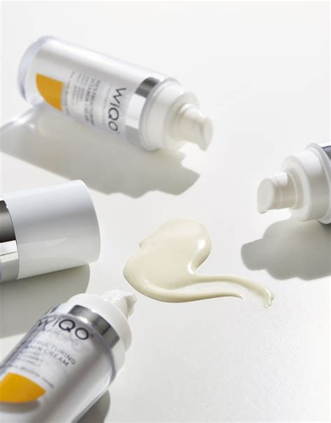 Восстанавливающий витаминный крем RESTRUCTURING VITAMIN CREAM WiQo ...