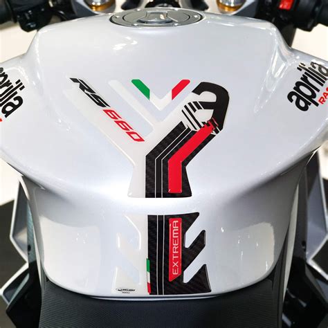 Adesivo 3D Paraserbatoio Moto Compatibile Con Aprilia RS 660 Extrema