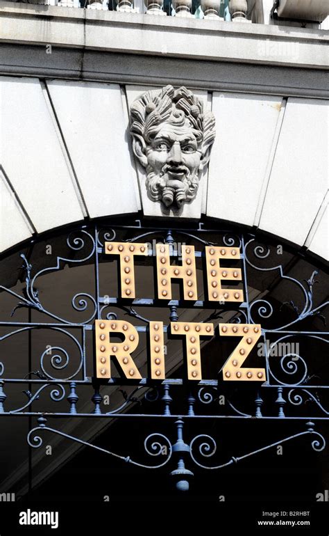 The Ritz Hotel London England Stock Photo Alamy