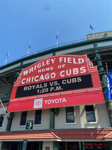 chicagos wrigley field  royal  chicago wrigley wrigley field