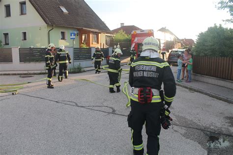 Kellerbrand Vater Bek Mpft Flammen Familie Gerettet Ff Wr Neustadt