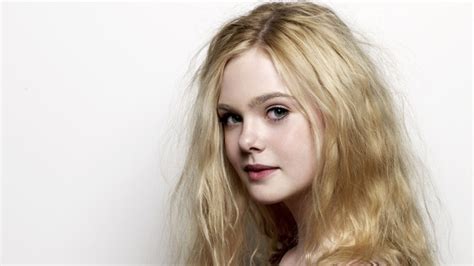 Blonde Actress Women Green Eyes Elle Fanning Looking At