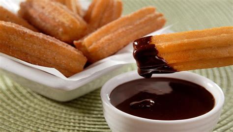 Mini Churros Caseiro Sem Ovo Recheio De Doce De Leite Simples E