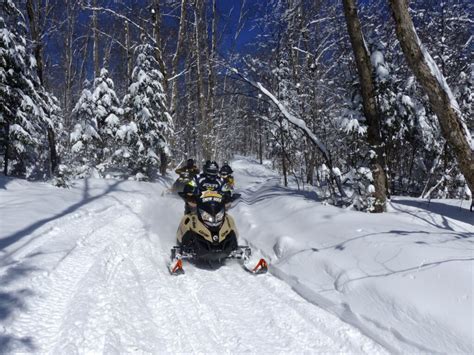 Ontario Snowmobile Restaurants On Trail - Intrepid Snowmobiler