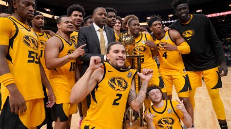 Mizzou Basketball Enters Ap Top 25 For First Time Under Dennis Gates