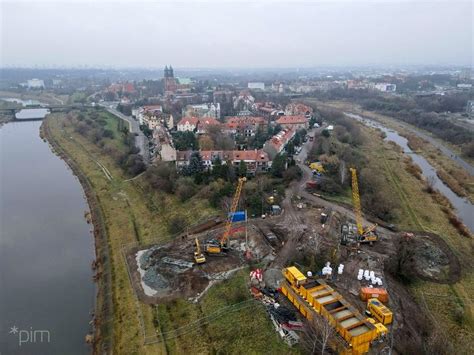 Poznań Budowa Mostów Berdychowskich nabiera rozpędu FOTO Inżynieria