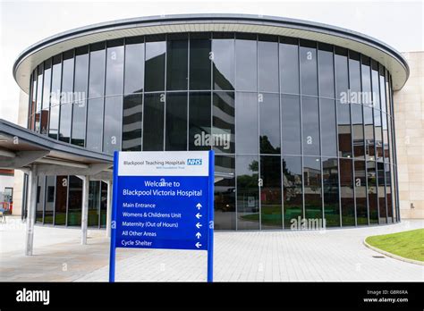 Main entrance of Blackpool Victoria Hospital in Blackpool, Lancashire ...