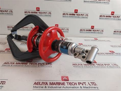 Skf Tmma H Hydraulic Jaw Puller Aeliya Marine