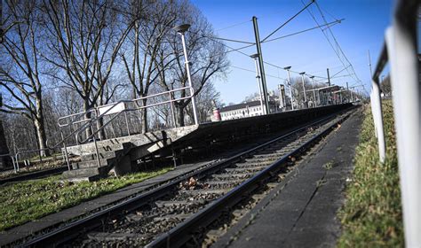 Lierenfeld Rheinbahn Baut Haltestelle Um