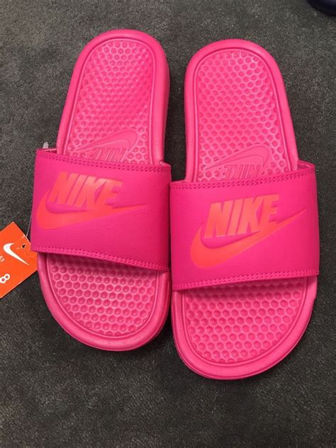 Nike Slides Womens Deadly Pink Benassi Jdi Size 8 Ebay Pink Nike Slides Pink Nike Shoes