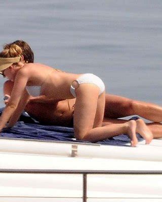 Scarlett Johansson Nipple Slip Und Bikini Paparazzi Photos Porno Bilder Sex Fotos XXX Bilder