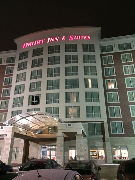 Drury Inn & Suites St. Louis Brentwood - 30 Photos & 30 Reviews ...