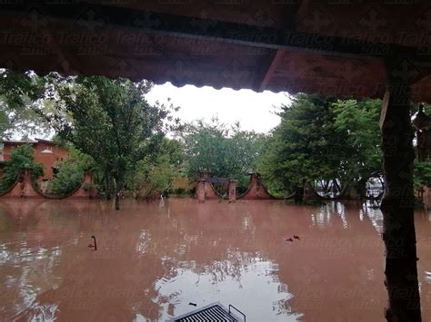 Fuerte lluvia dejó casas inundadas en Ahualulco del Mercado