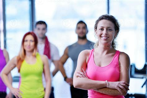 Group of people exercising at the gym 10943662 Stock Photo at Vecteezy