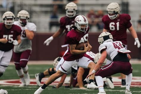 The Daily Egyptian Southern Illinois Hosts Annual Spring Football Game